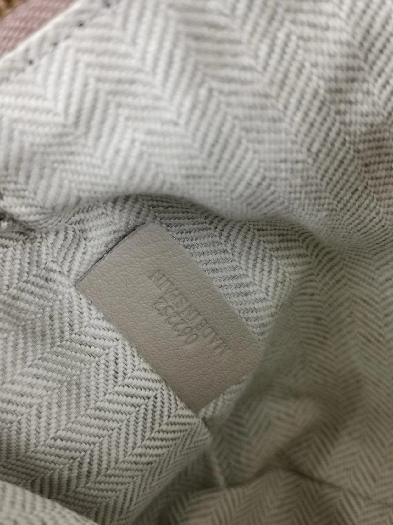 로에베 소프트 그레인 미니 퍼즐 백 다크 핑크