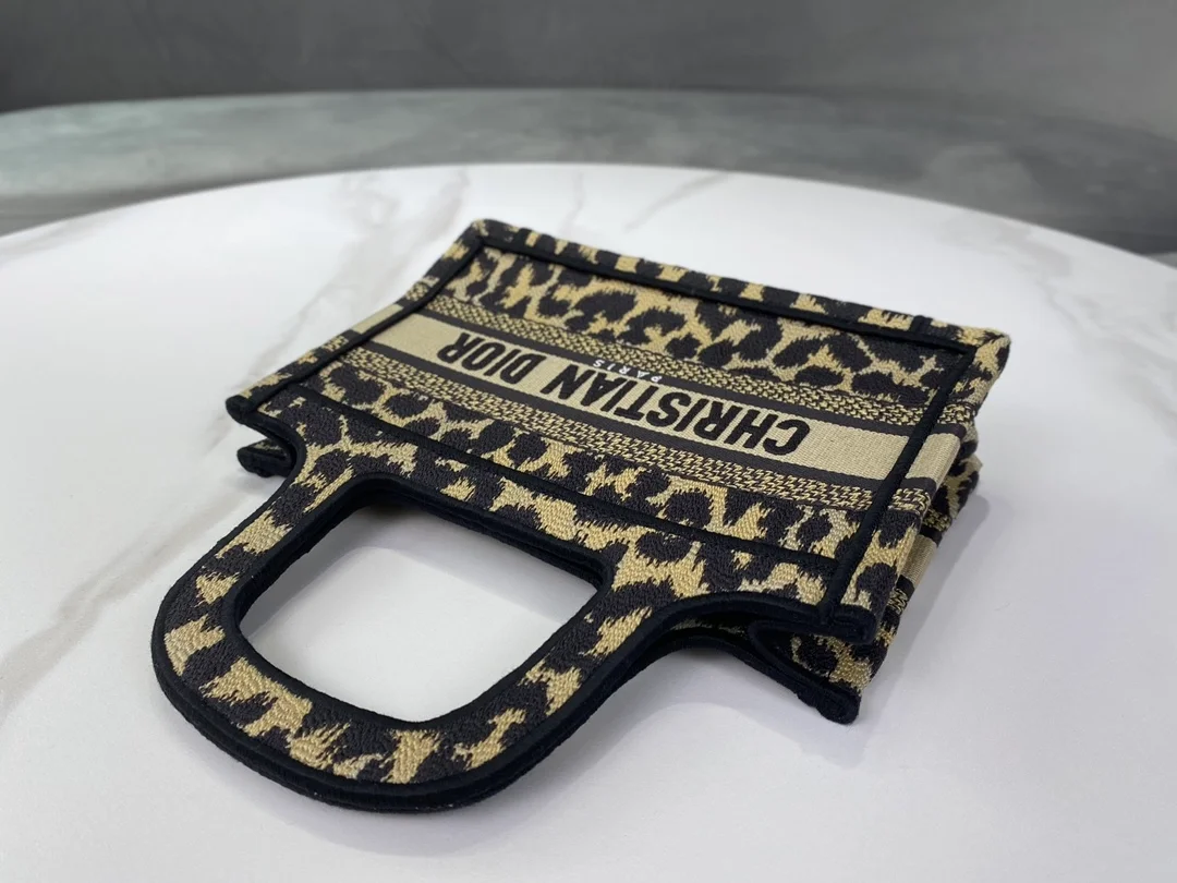 디올 mizza 미니 북 토트 백