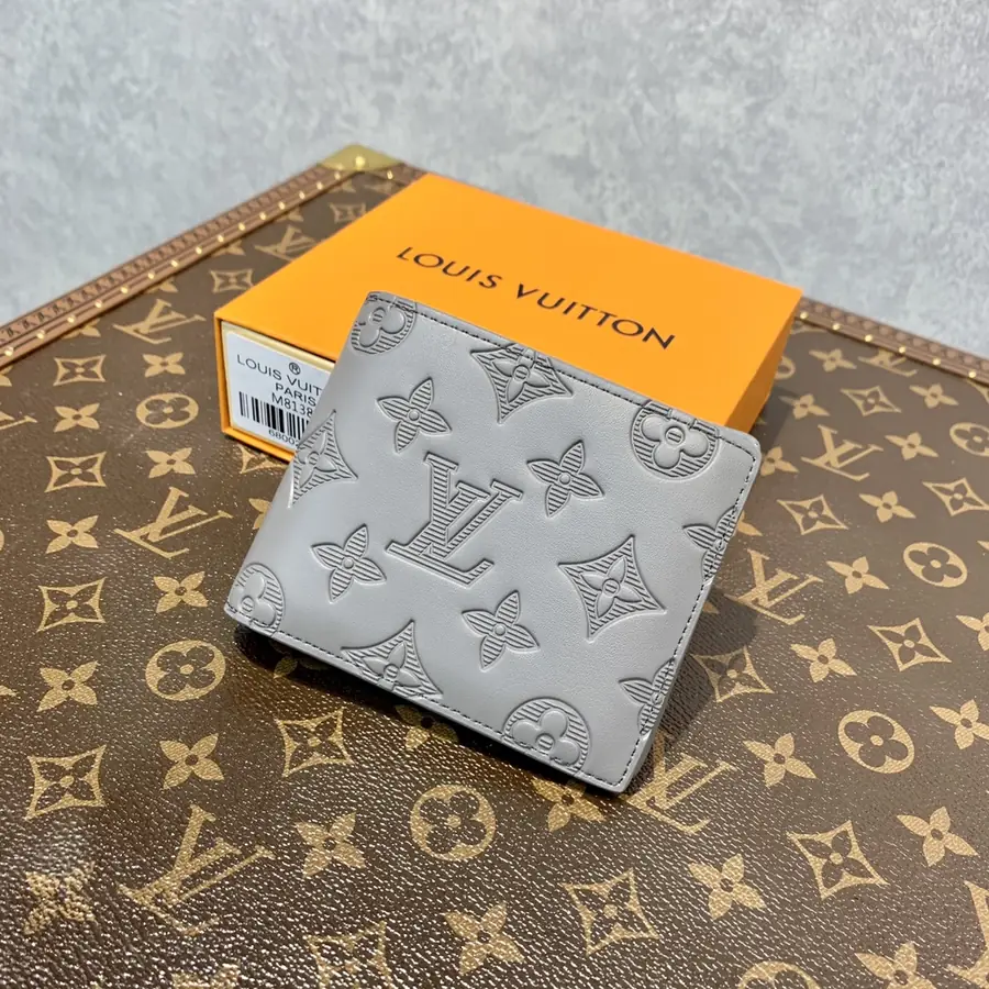 루이비통 멀티플 월렛 모노그램 M81383