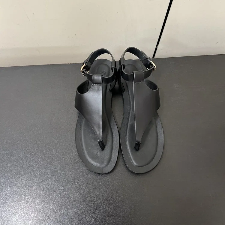 로로피아나 트라니 샌들