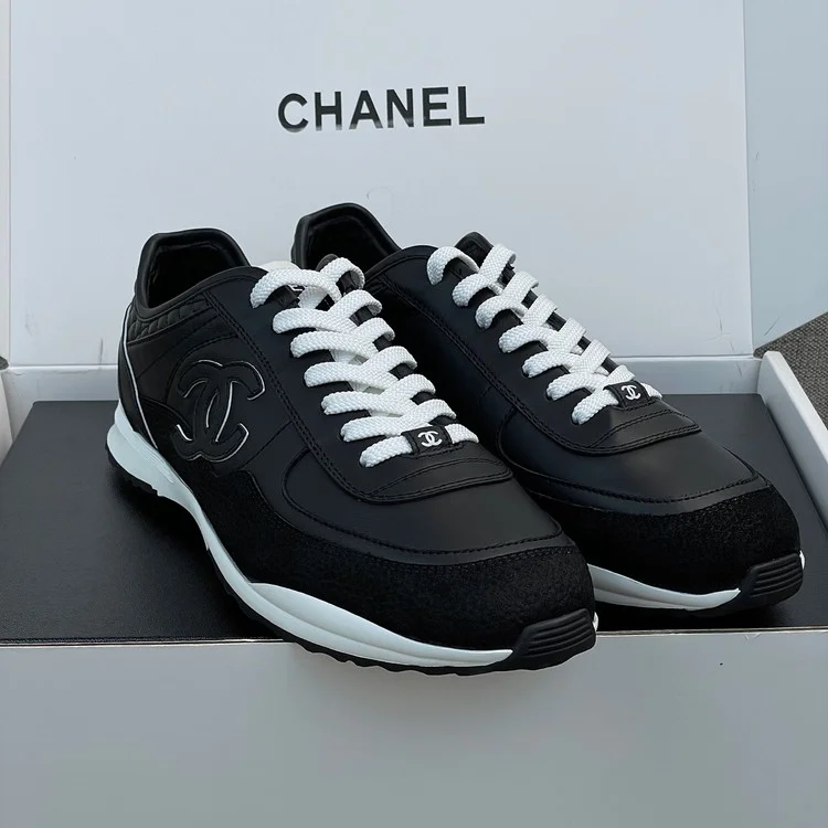 샤넬 25SS 스니커즈 CC로고 벨벳 카프스킨