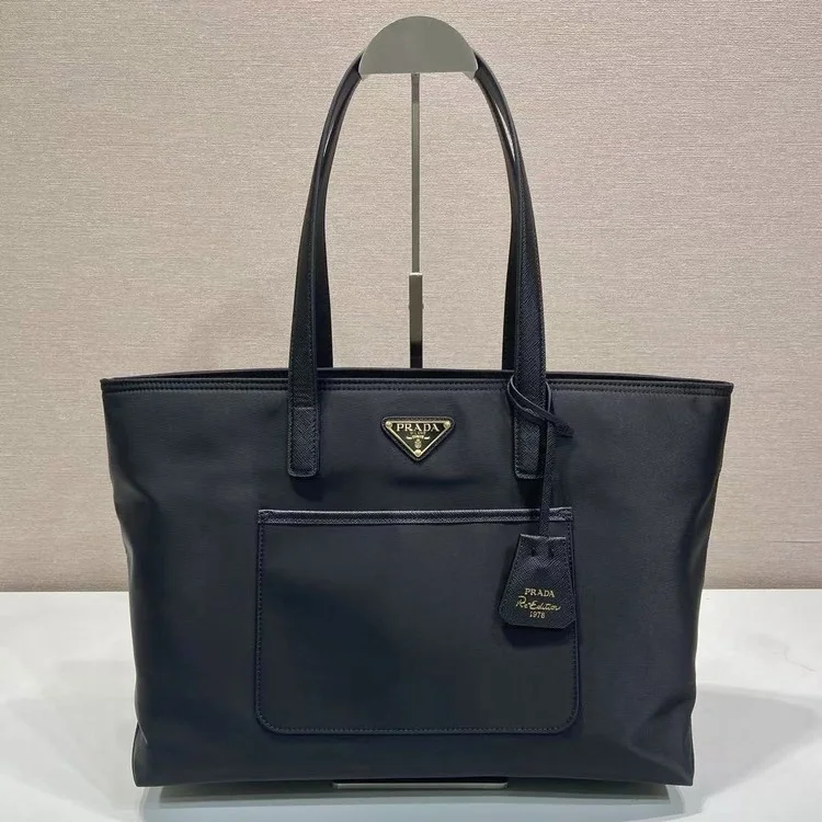 프라다 리에디션 1978 리나일론 미디움 1BG555