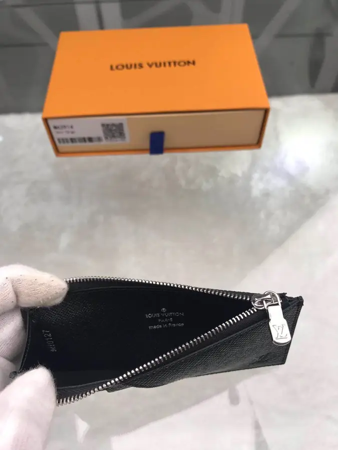 루이비통 코인 카드 홀더 M62914