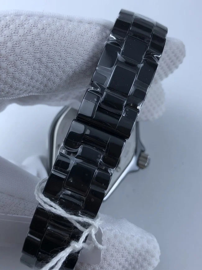 샤넬 블랙 세라믹 다이아 인덱스 33mm