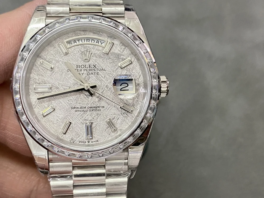 롤렉스 데이데이트 메테오라이트 다이얼