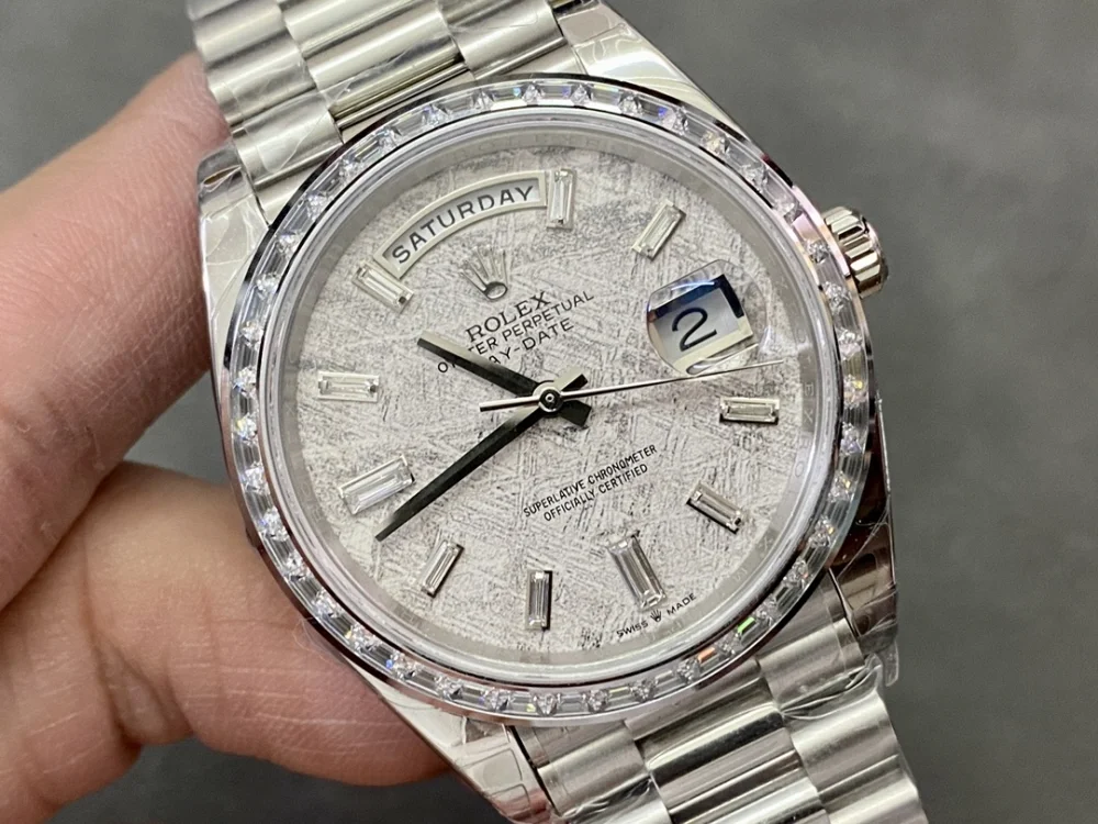 롤렉스 데이데이트 메테오라이트 다이얼