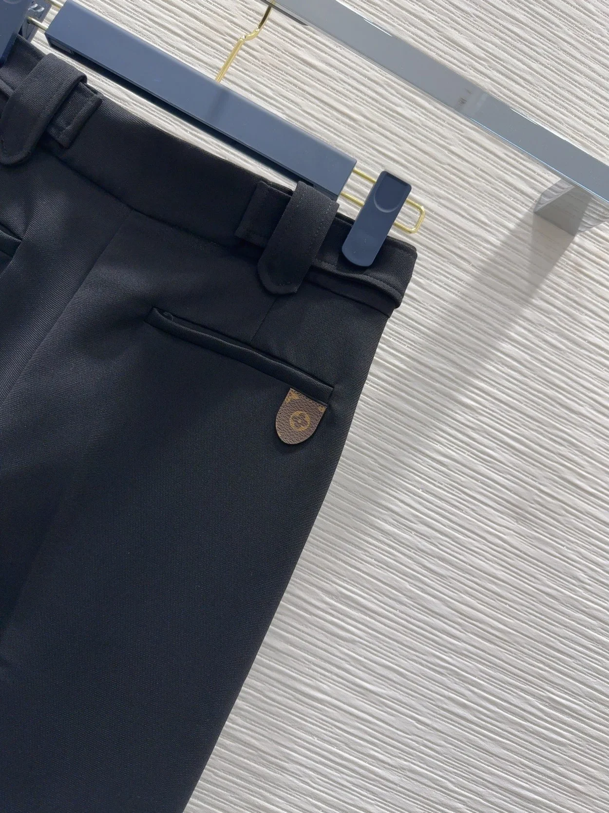 루이비통 테일러드 팬츠