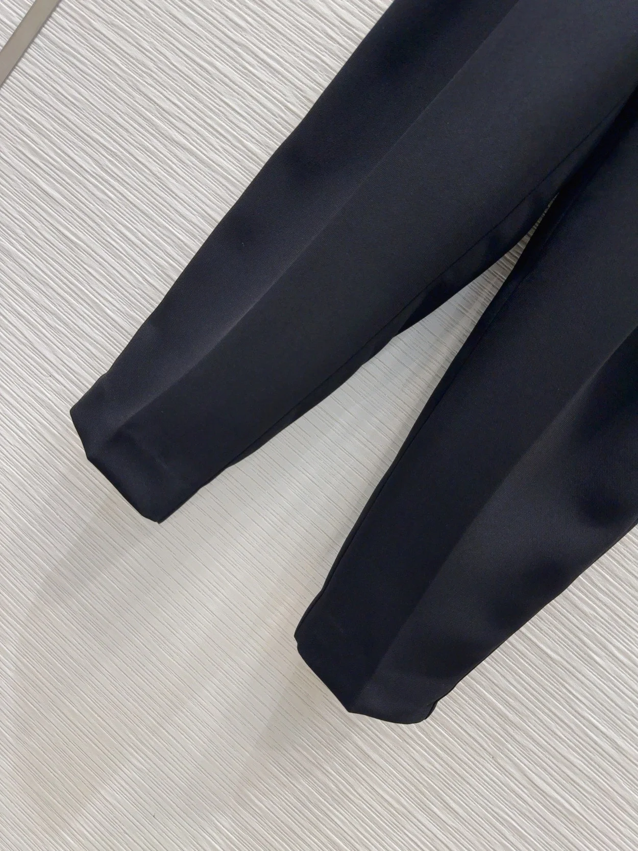 루이비통 테일러드 팬츠