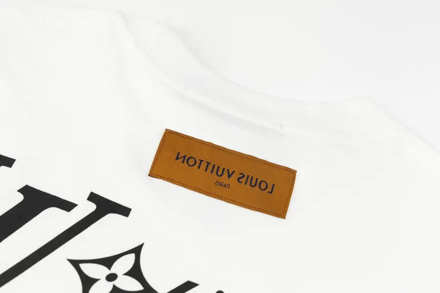 루이비통 빅토리아 하버쇼 로고 티셔츠 화이트