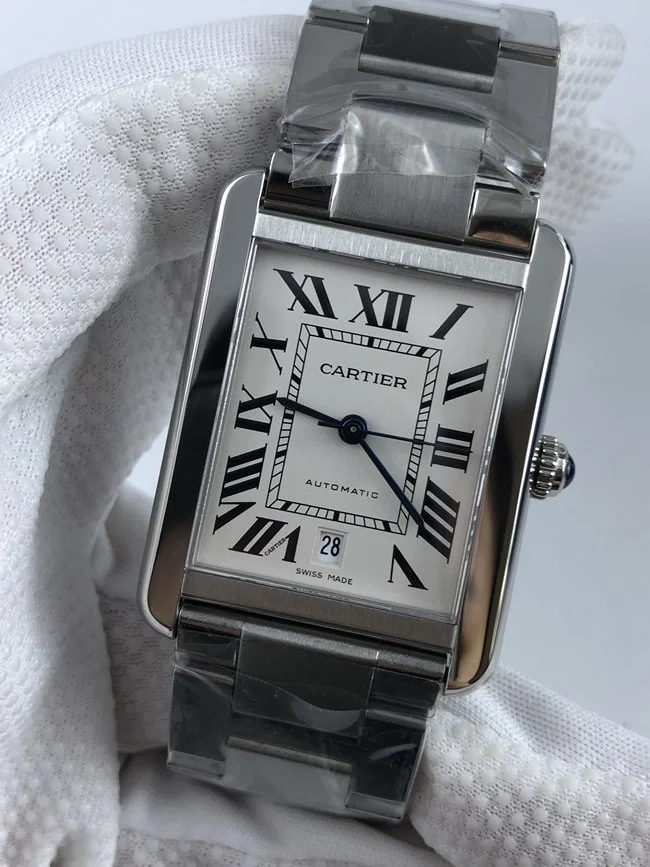 까르띠에 탱크솔로 31mm  엑스트라 라지