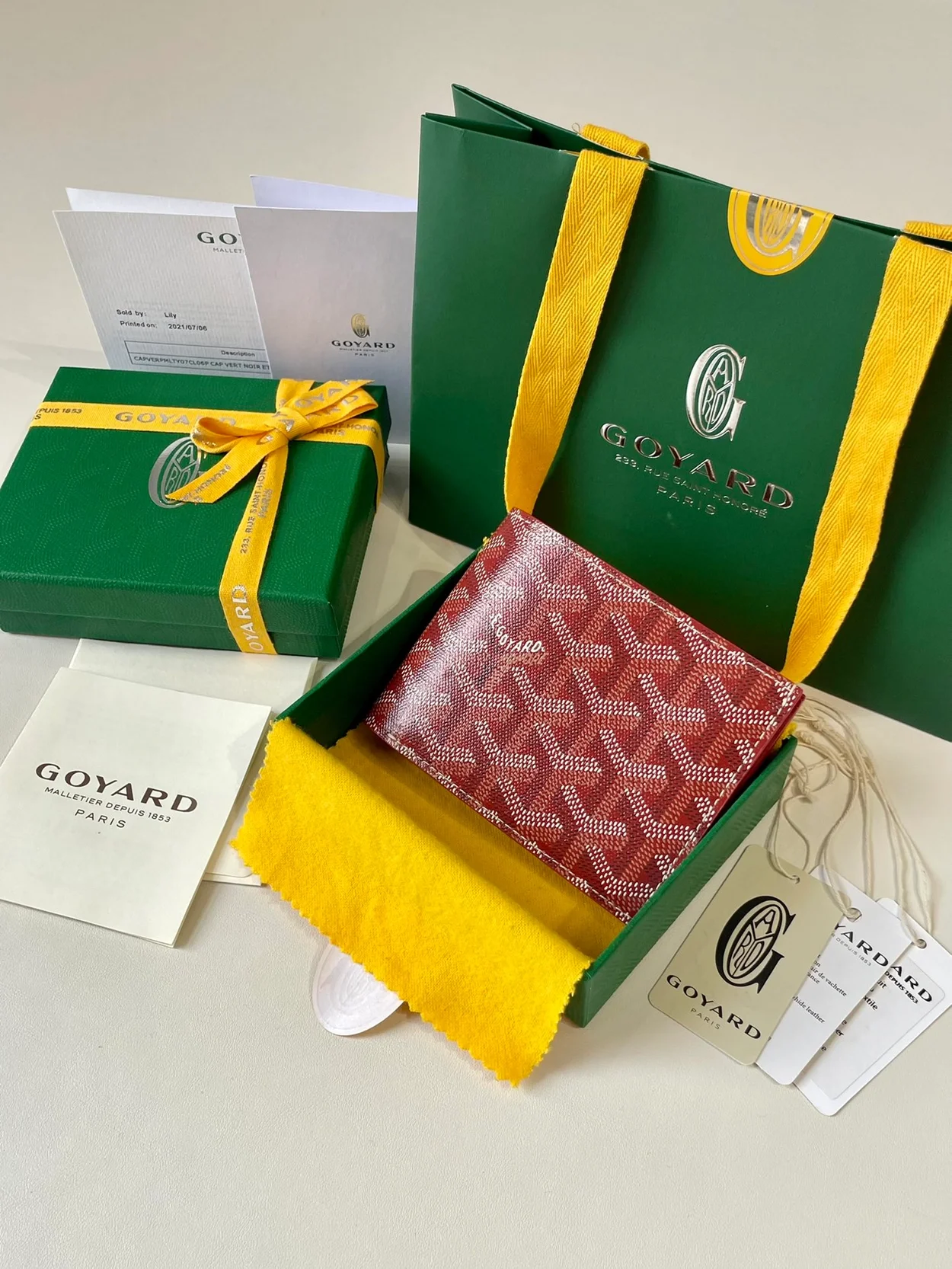 고야드 빅투아르 지갑 레드