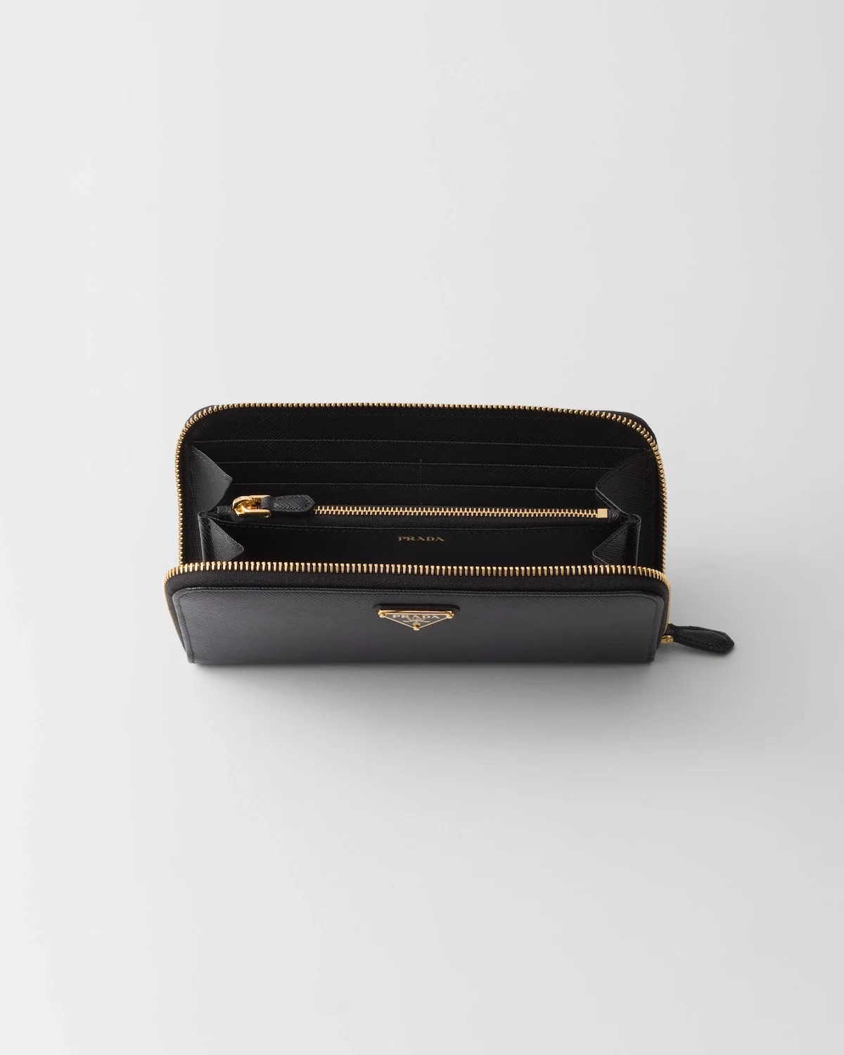 프라다 사피아노 골드 삼각로고 지퍼지갑