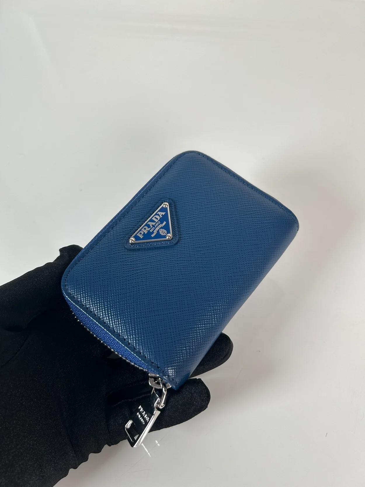 프라다 사피아노 동전 지갑 네이비