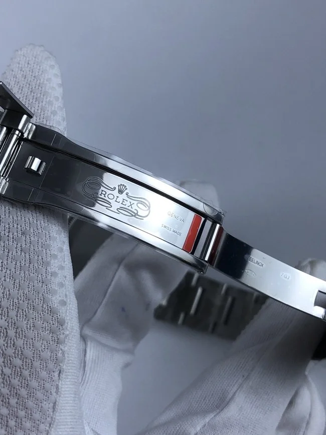 롤렉스 서브마리너 41mm 논데이트 블랙