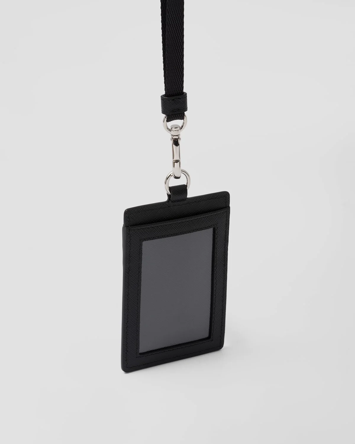 프라다 사피아노 실버 삼각로고 배지 홀더