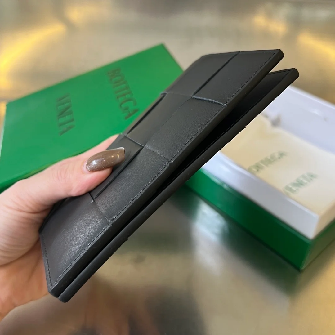 보테가 베네타 카세트 여권 케이스 (3color)