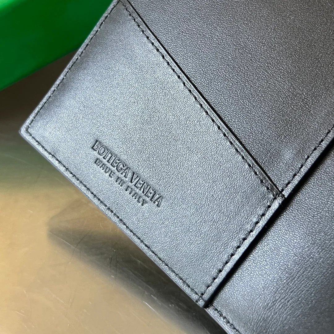 보테가 베네타 카세트 여권 케이스 (3color)