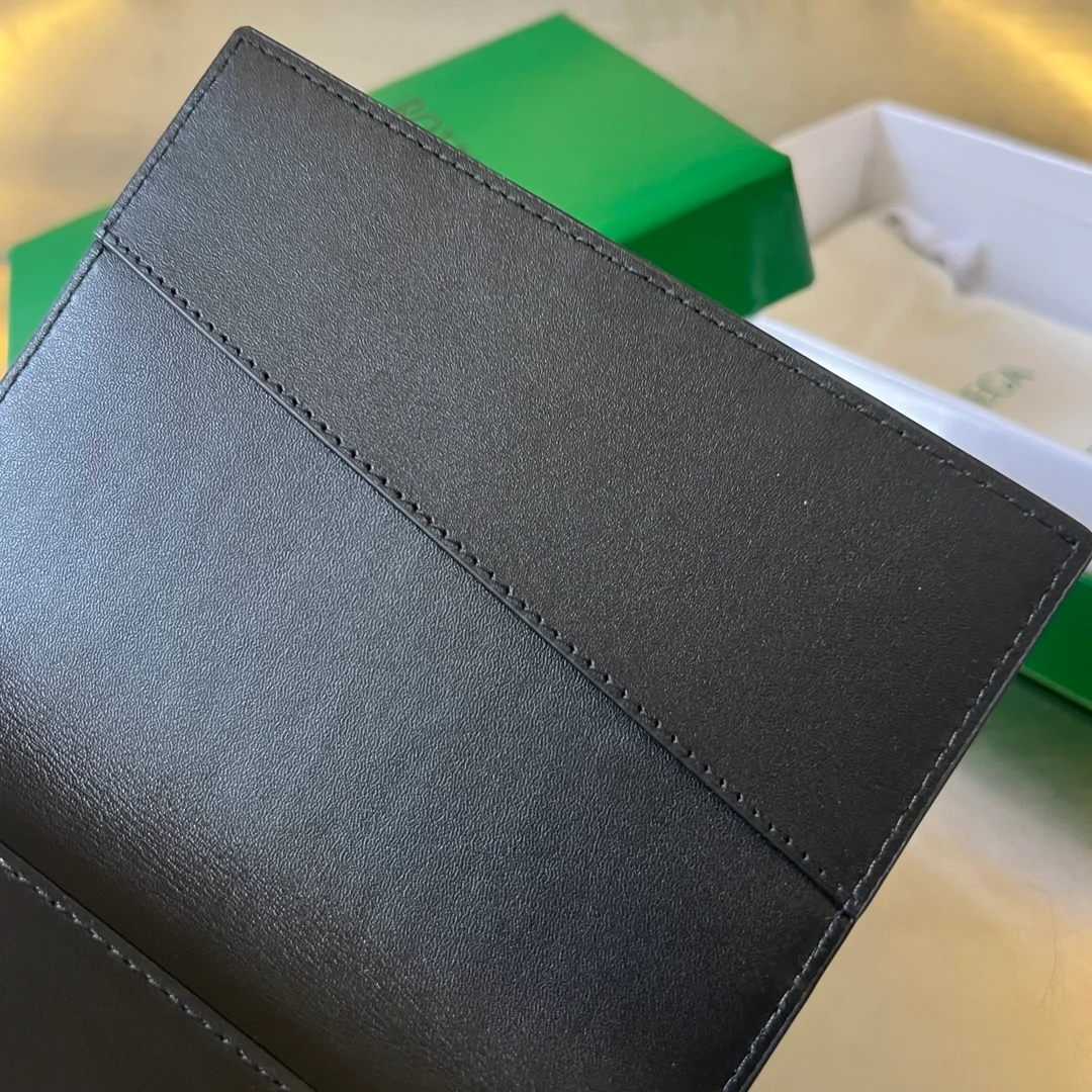 보테가 베네타 카세트 여권 케이스 (3color)