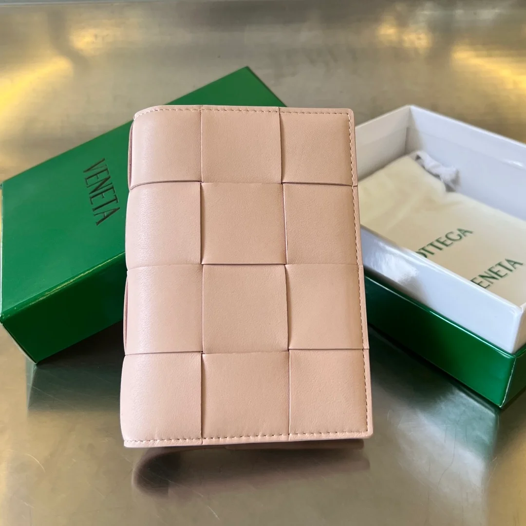 보테가 베네타 카세트 여권 케이스 (3color)