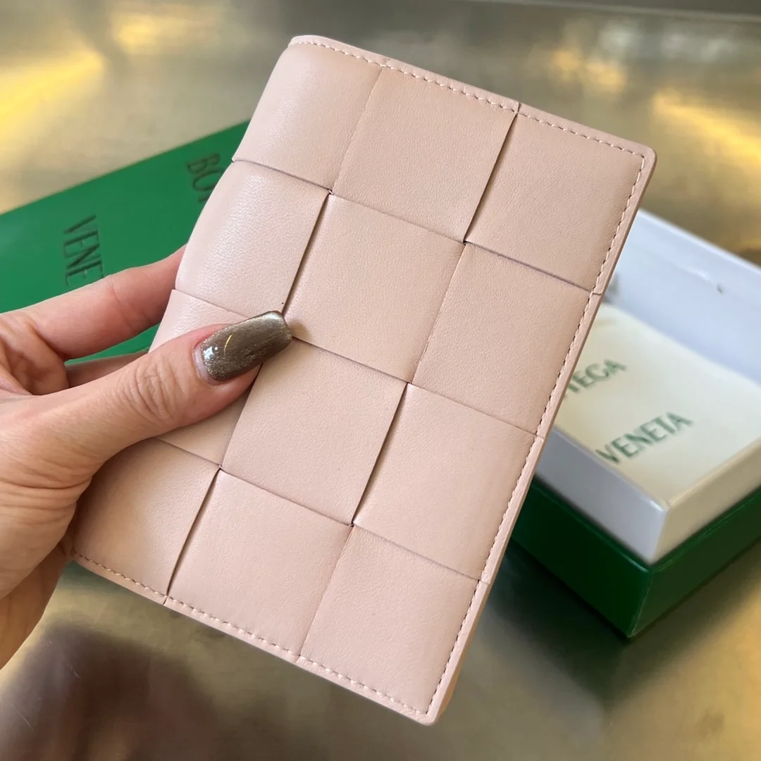 보테가 베네타 카세트 여권 케이스 (3color)