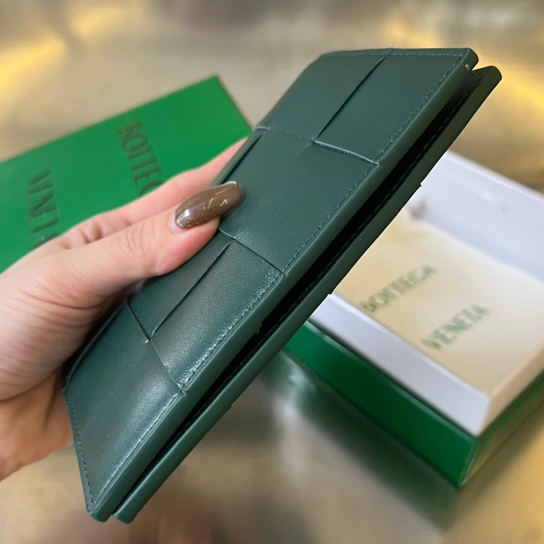 보테가 베네타 카세트 여권 케이스 (3color)