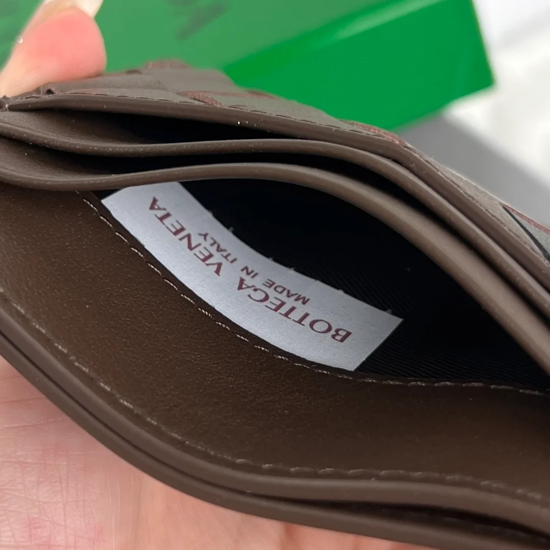 보테가 베네타 인트레치아토 블럭 카드 지갑