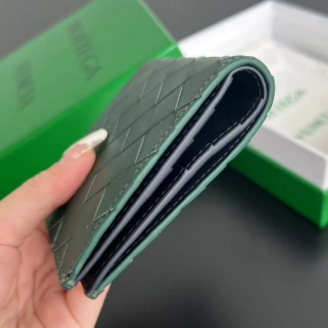 보테가 베네타 인트레치아토 슬림 폴더 지갑