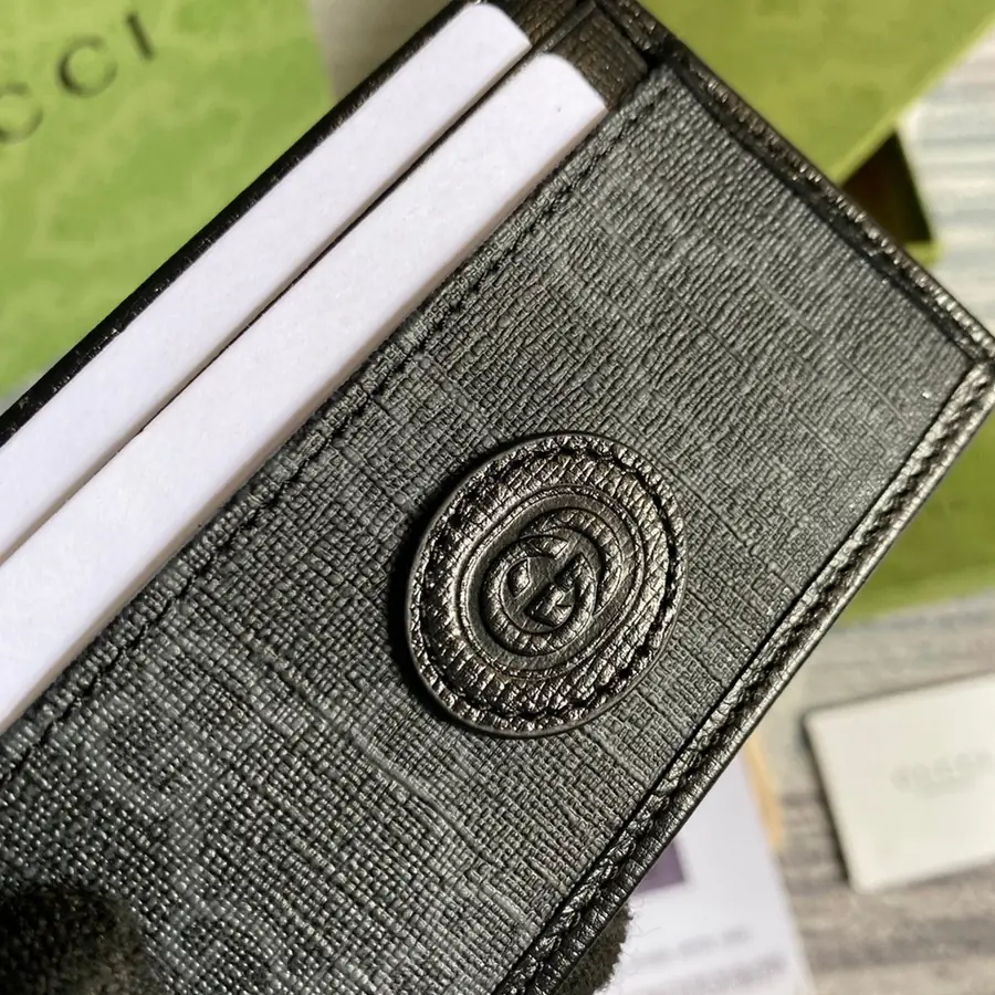 구찌 GG 수프림 인터로킹 카드 지갑