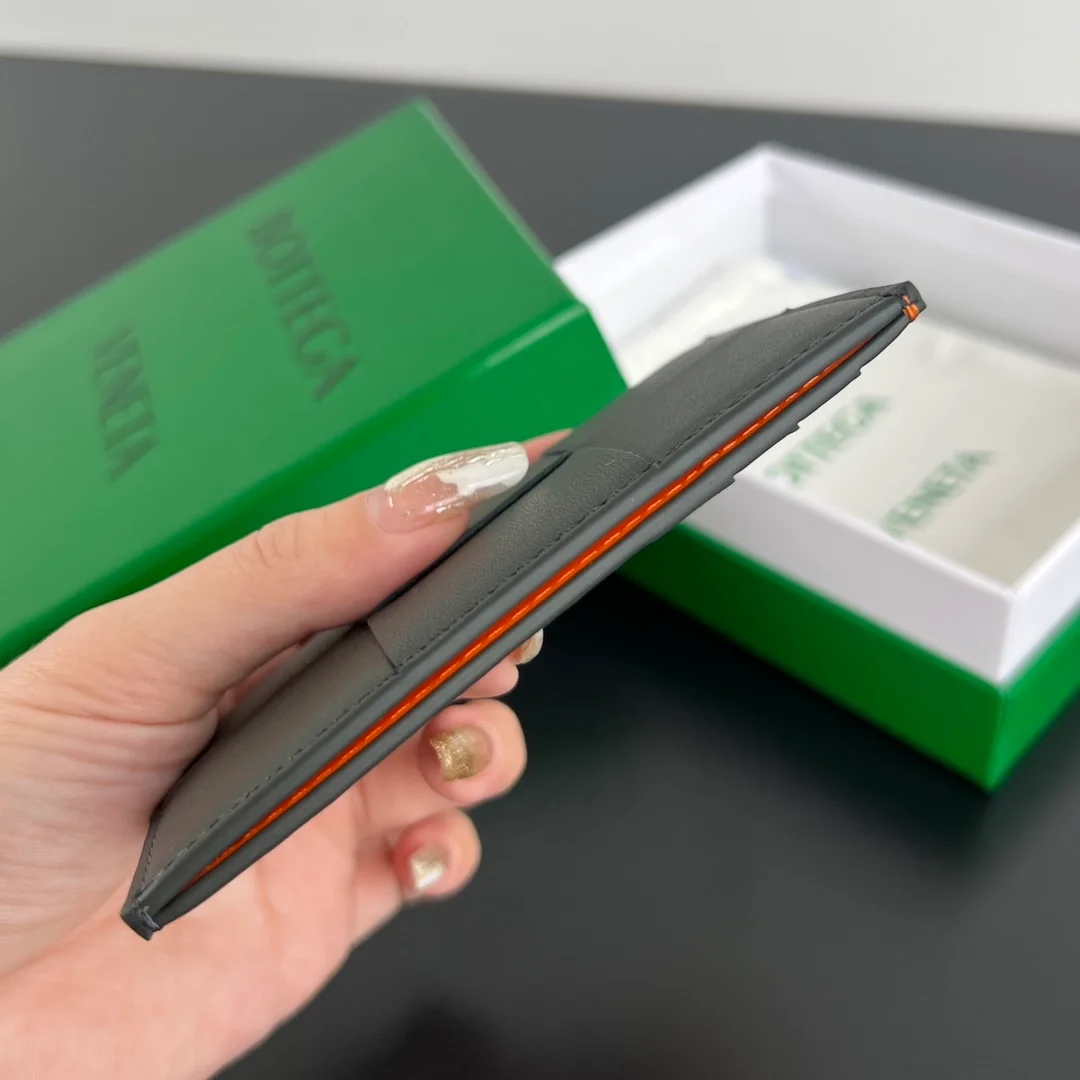 보테가 베네타 카세트 카드 케이스