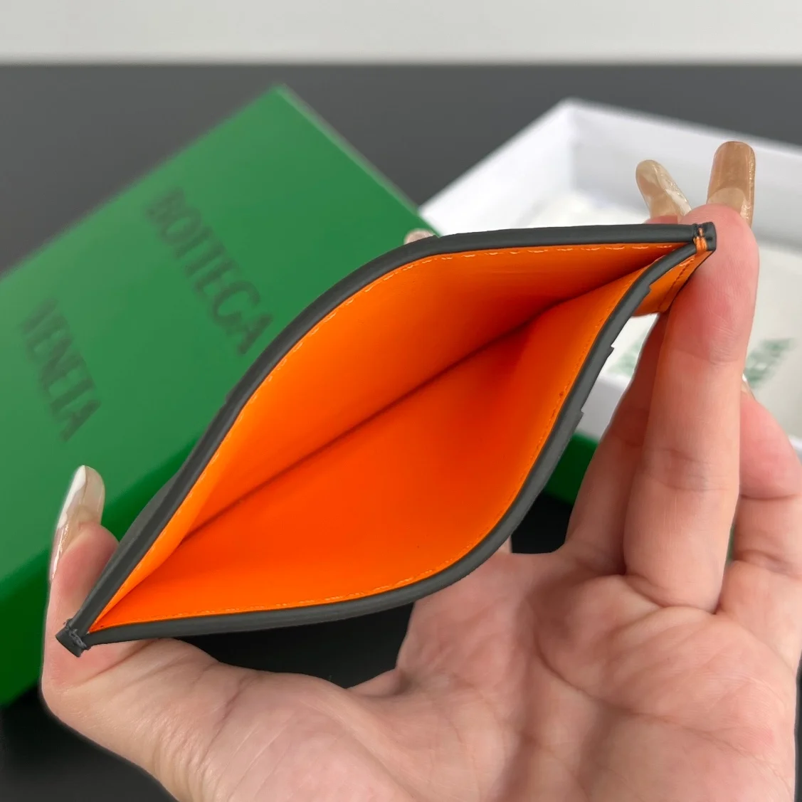 보테가 베네타 카세트 카드 케이스