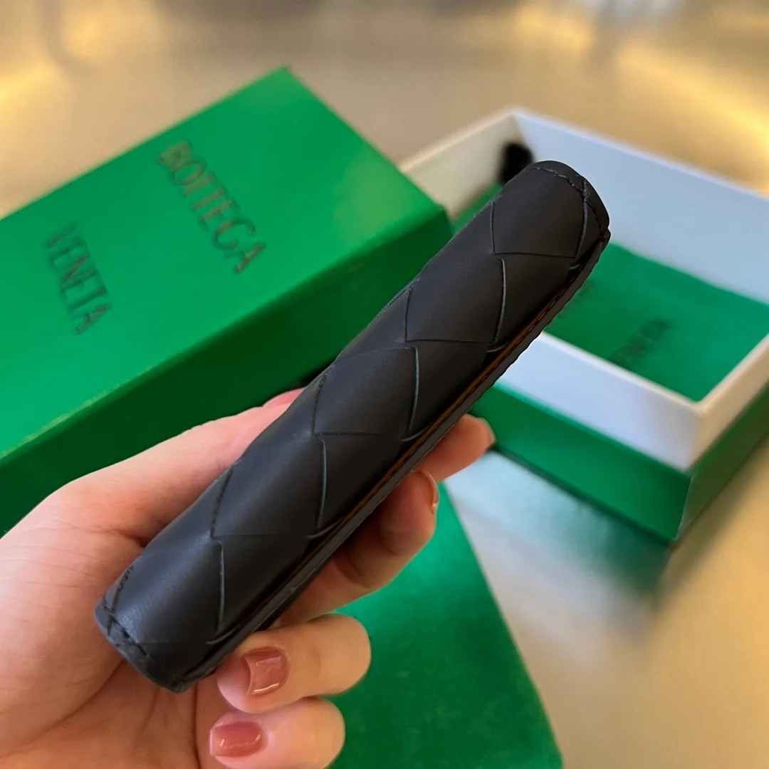 보테가 베네타 콥 인트레치아토 명함 케이스