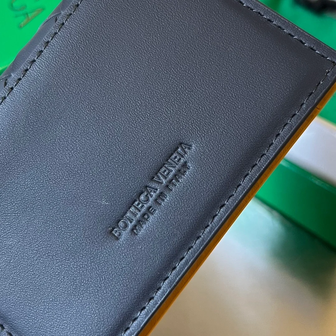 보테가 베네타 콥 인트레치아토 명함 케이스