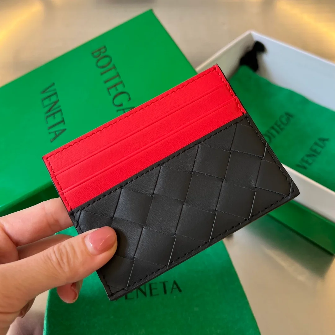 보테가 베네타 인트레치아토 투톤 카드지갑 레드