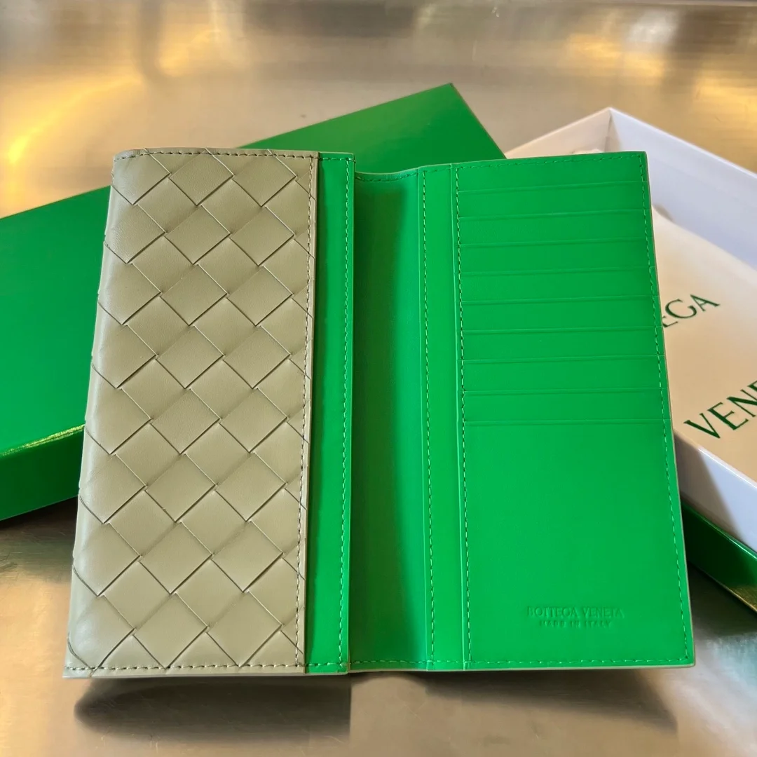 보테가 베네타 스페이스 폴렌 투톤 장지갑