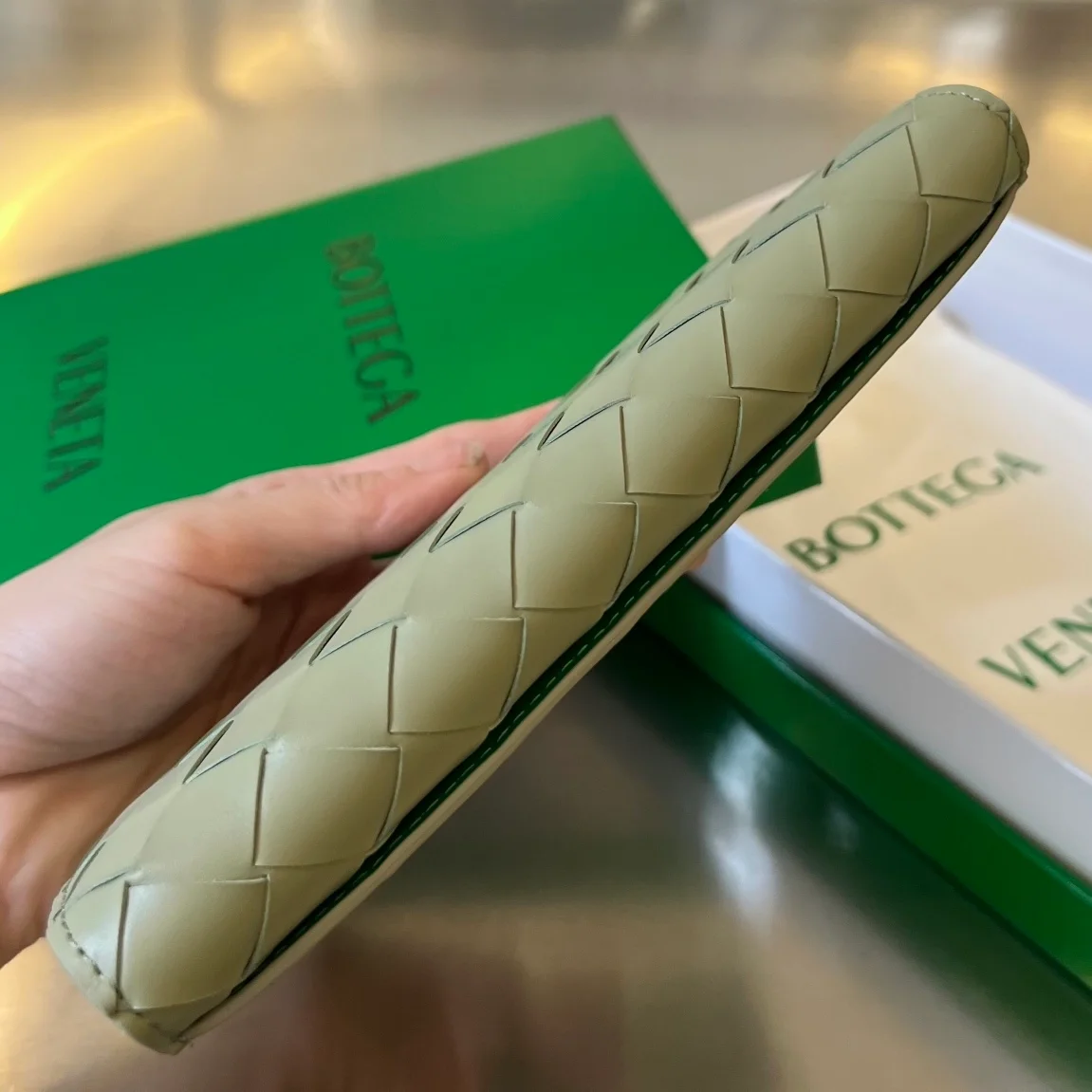 보테가 베네타 스페이스 폴렌 투톤 장지갑