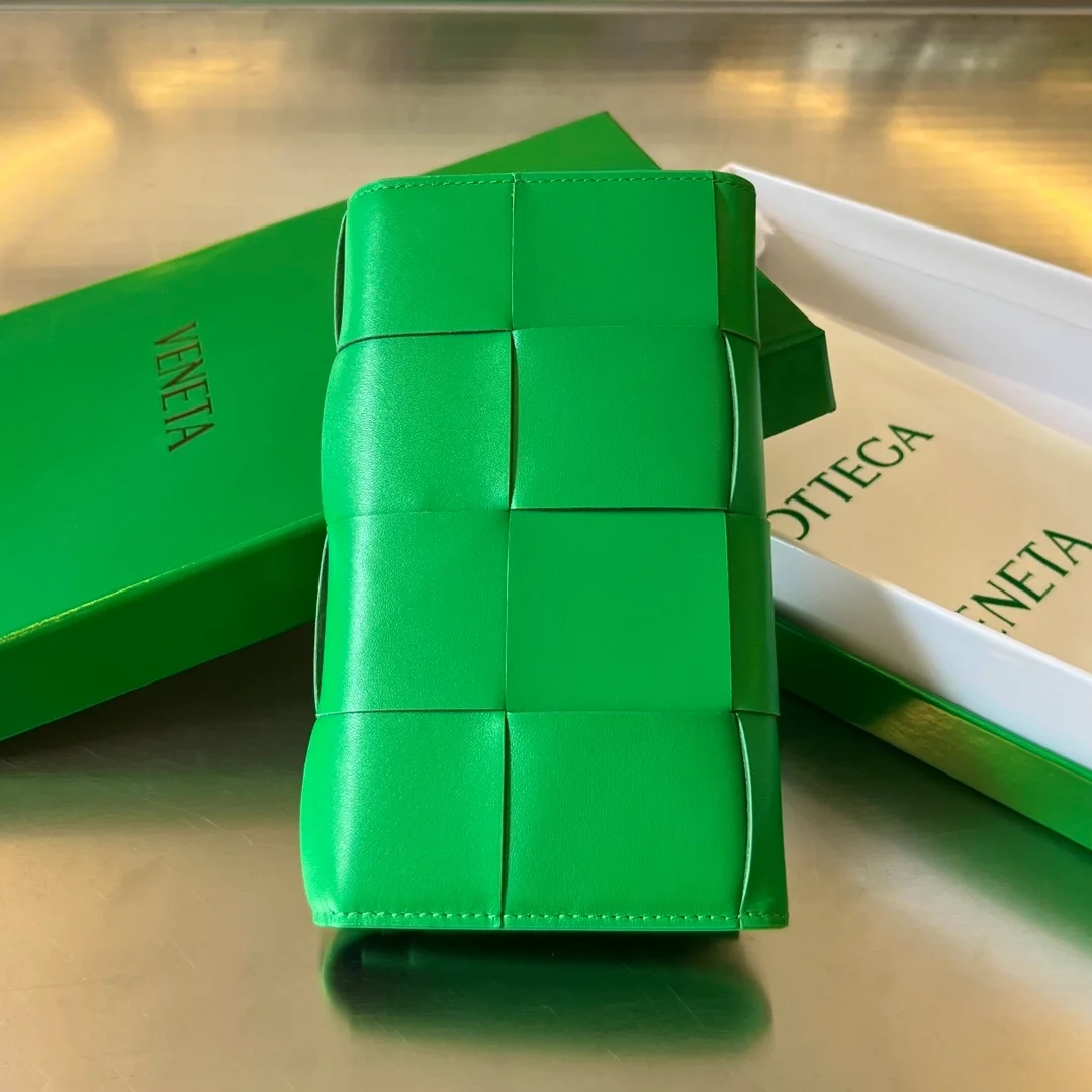 보테가 베네타 카세트 패러킷 장지갑