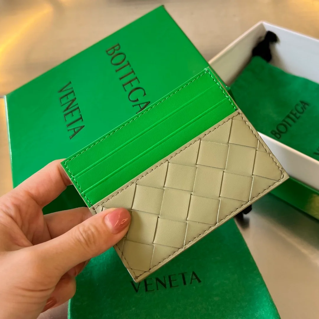 보테가 베네타 트래버틴 패러킷 카드케이스