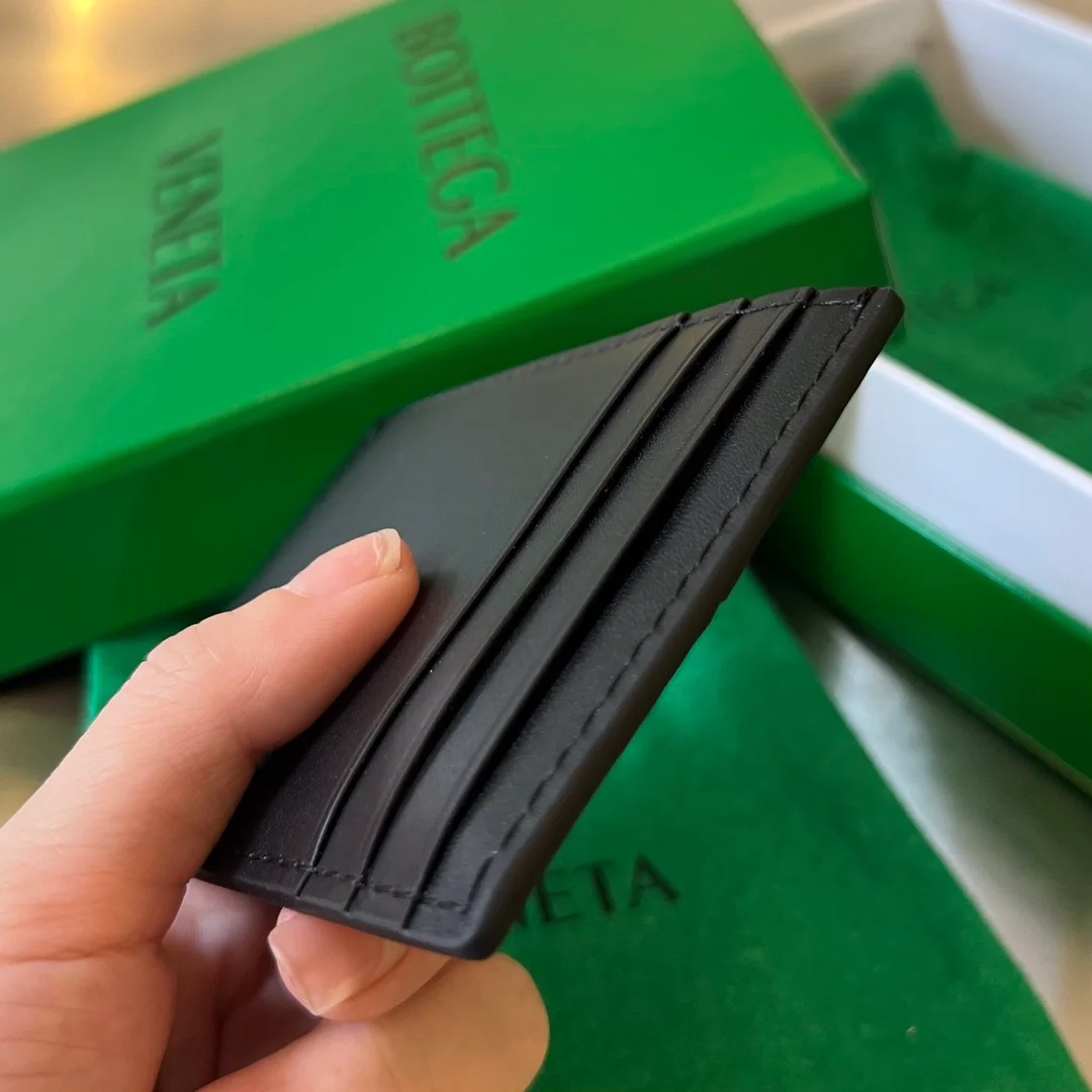 보테가 베네타 내추럴 스티치 카세트 카드케이스 블랙
