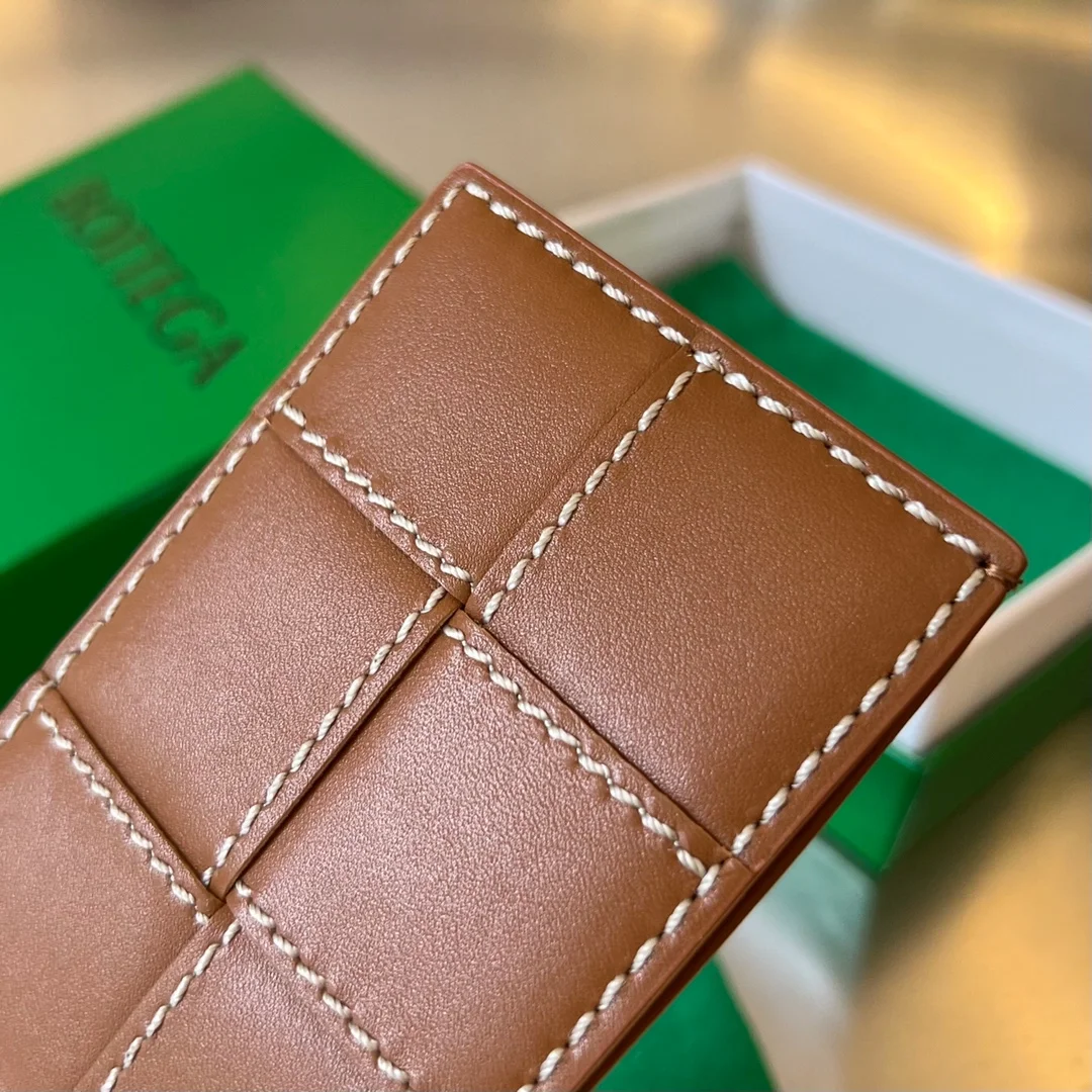 보테가 베네타 내추럴 스티치 카세트 카드케이스