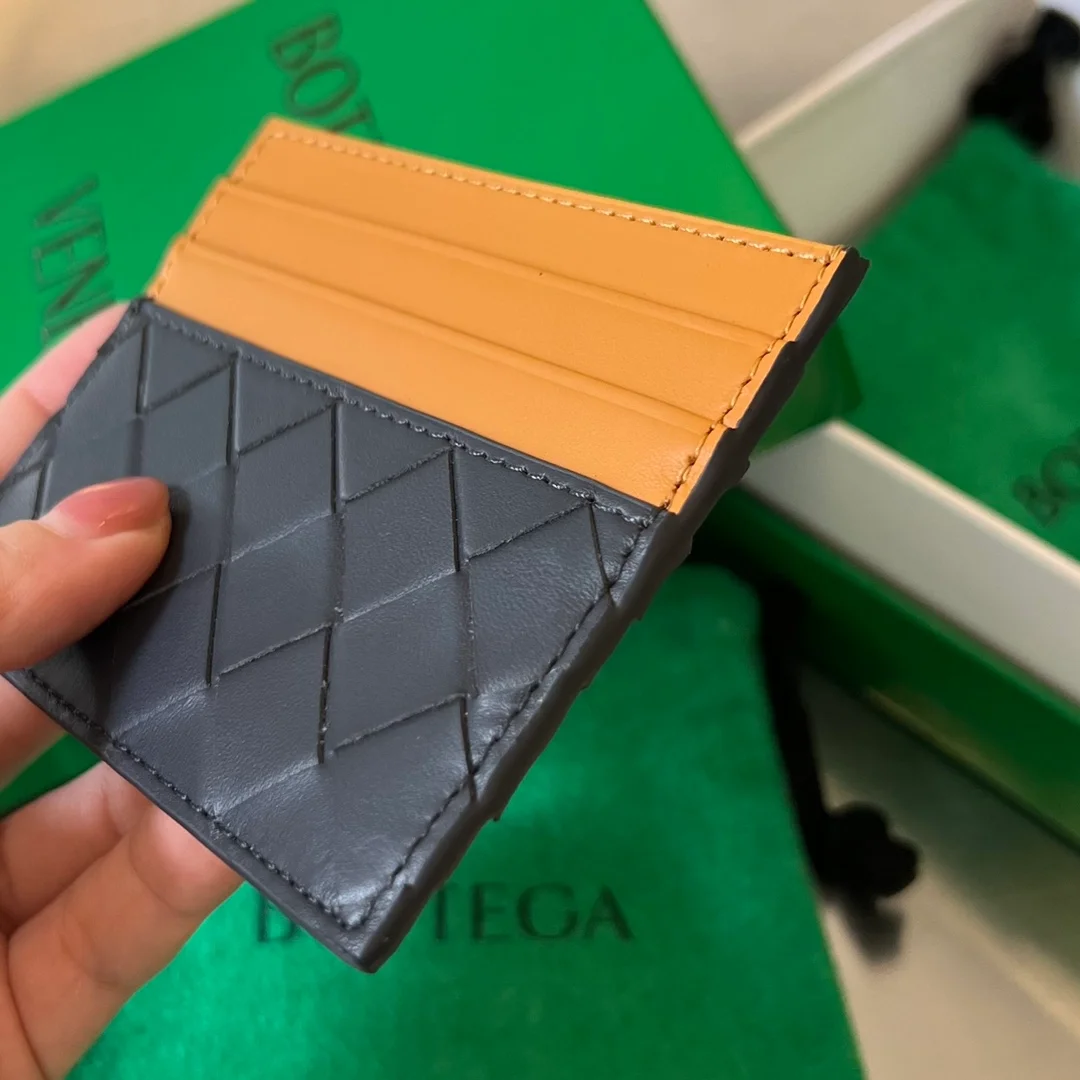 보테가 베네타 콥 인트레치아토 카드 케이스