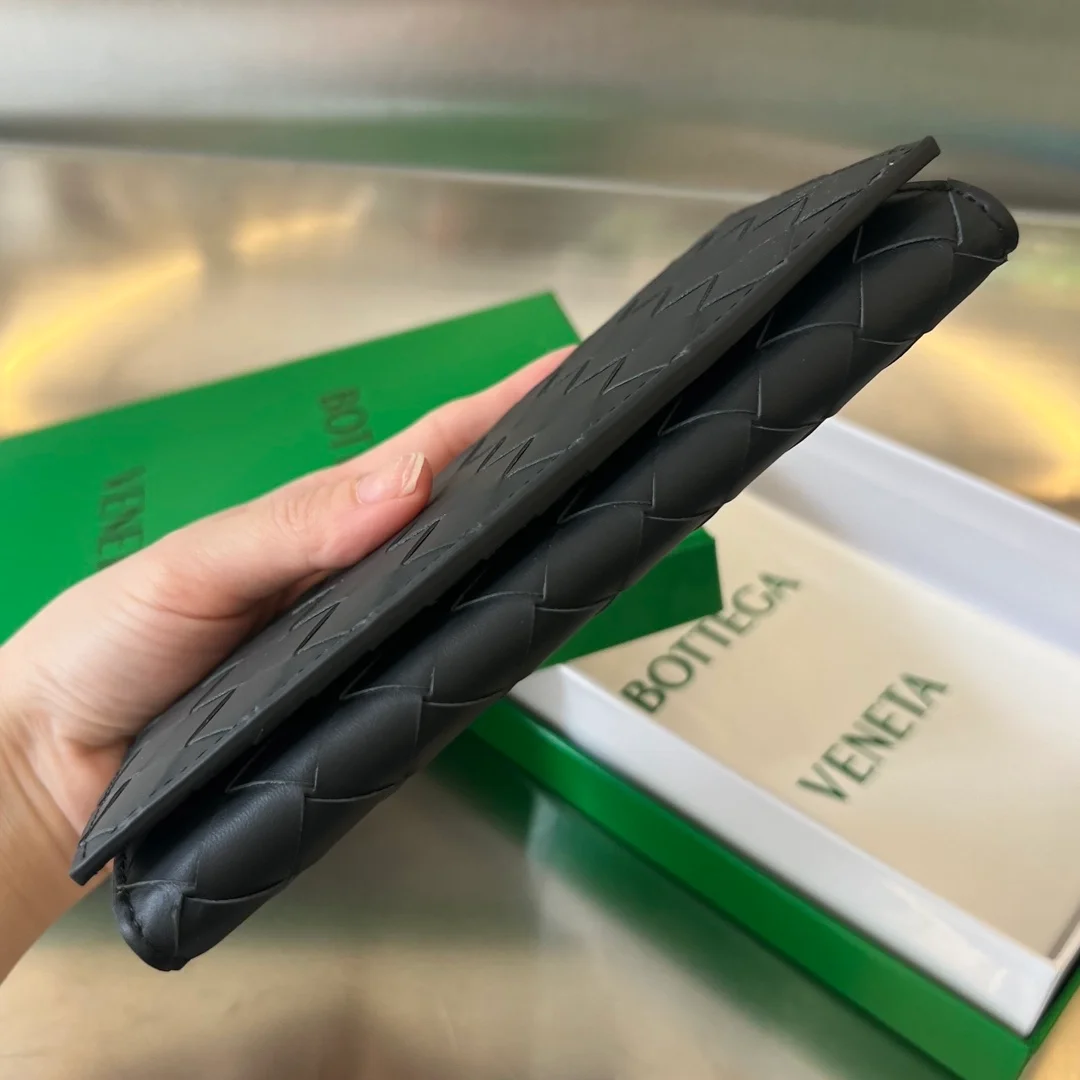 보테가 베네타 인트레치아토 장지갑 블랙