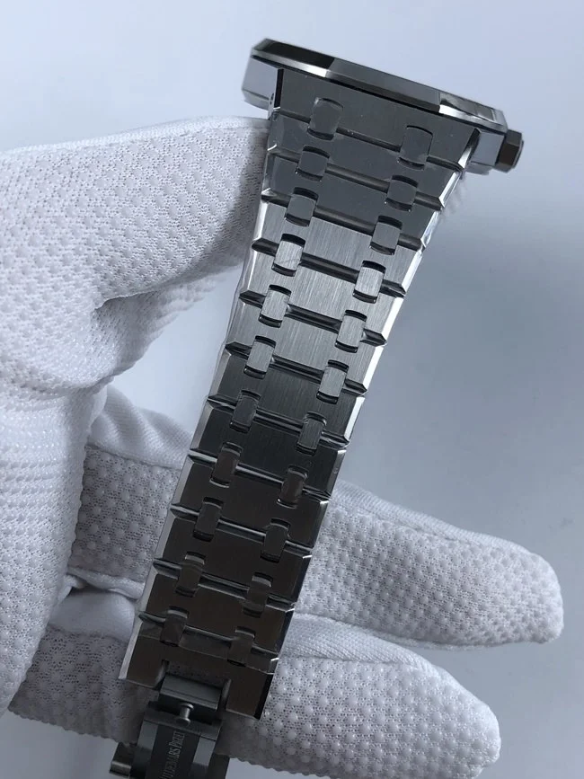 오데마피게 로얄오크 15400 블랙다이얼