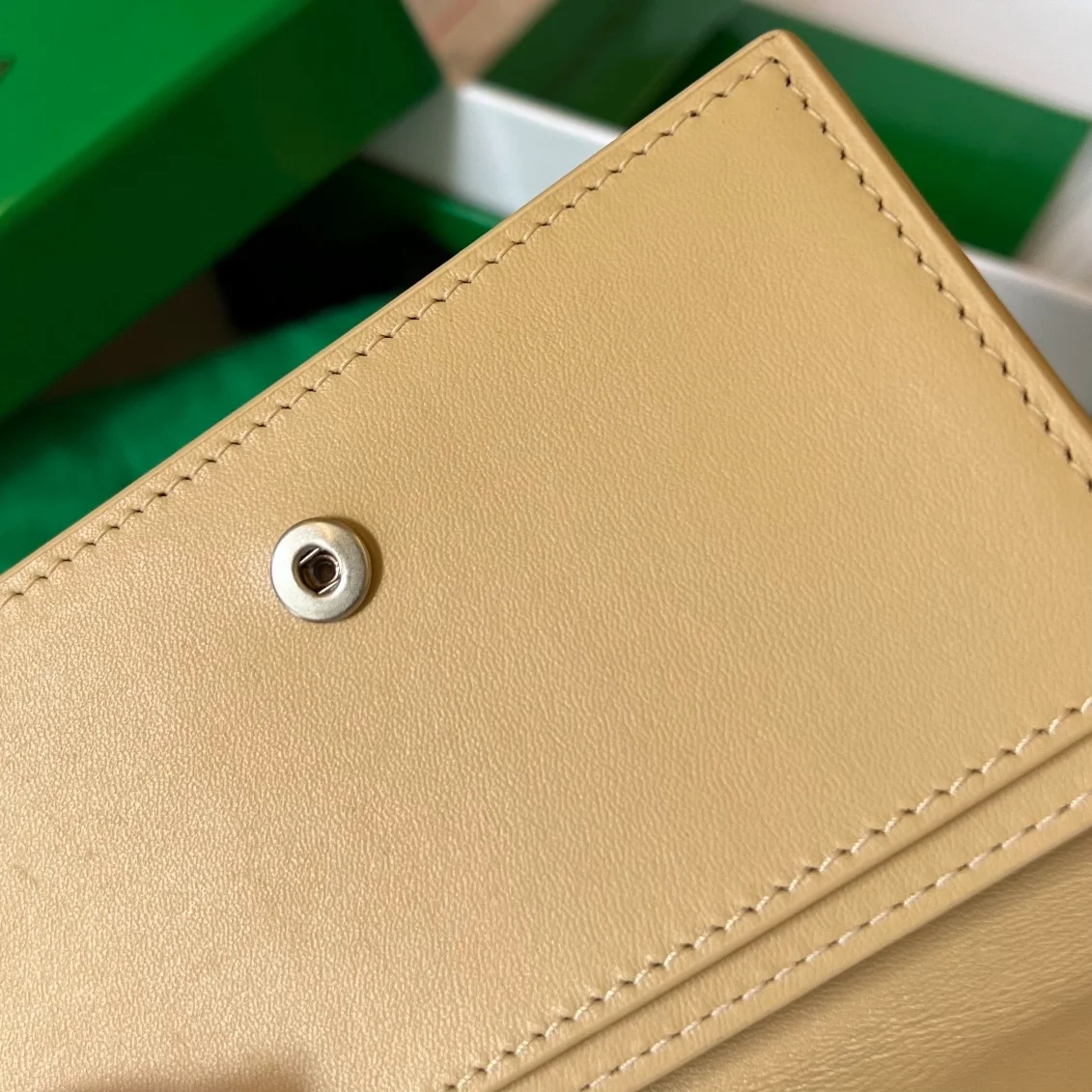 보테가 베네타 명함케이스 보르도 포리지