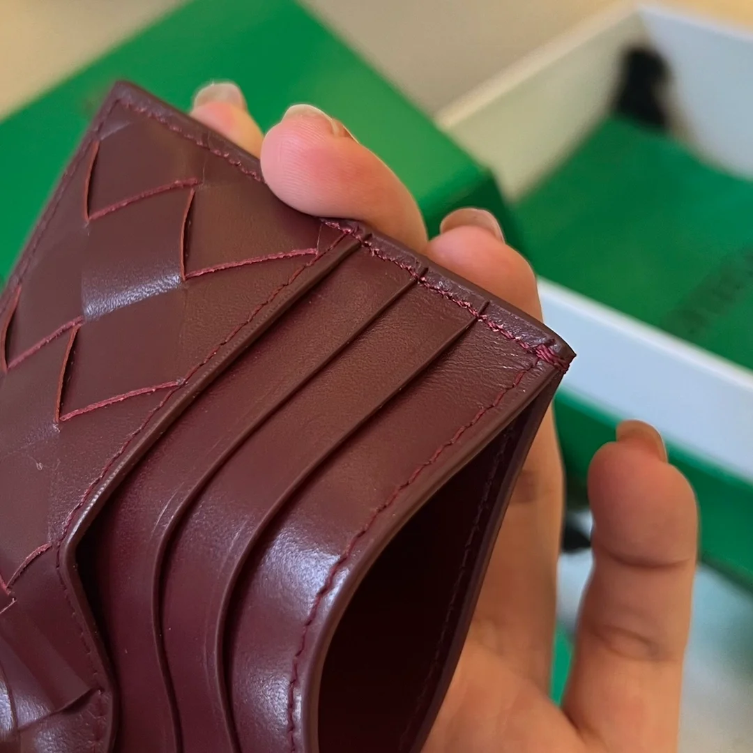 보테가 베네타 인트레치아토 나파 카드지갑