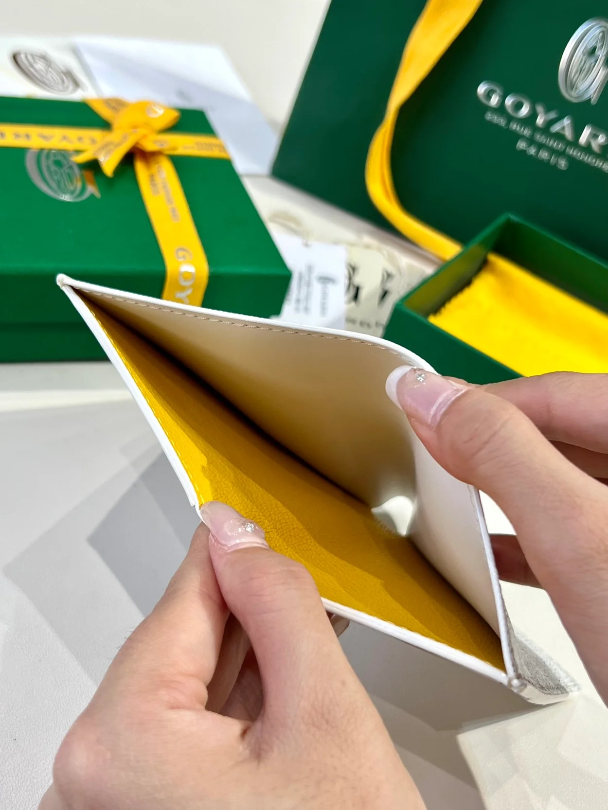 고야드 생피에르 카드 홀더 화이트