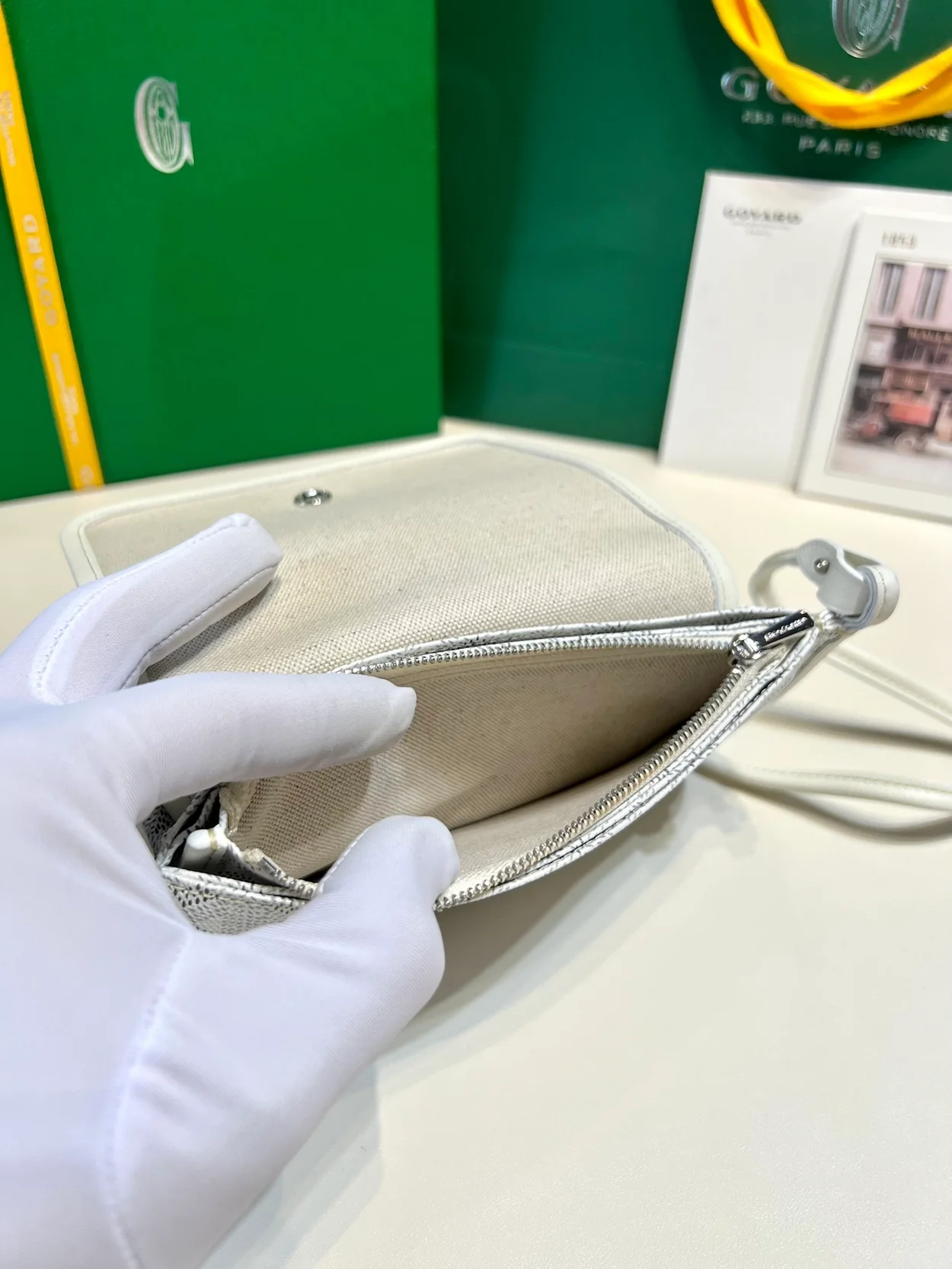 고야드 플뤼메 클러치 지갑 화이트