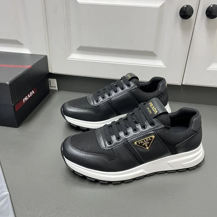 프라다 다운타운 스니커즈