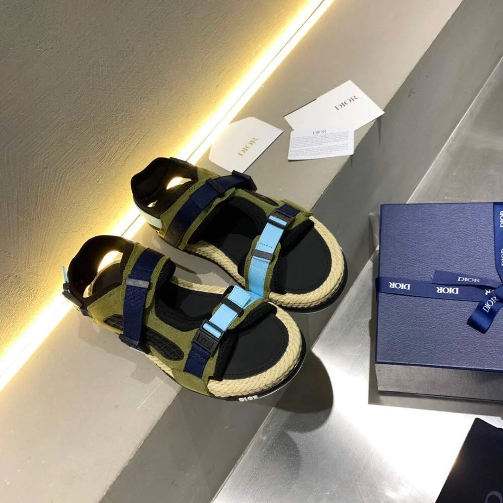 디올 옴므 아틀라스 샌들 카키