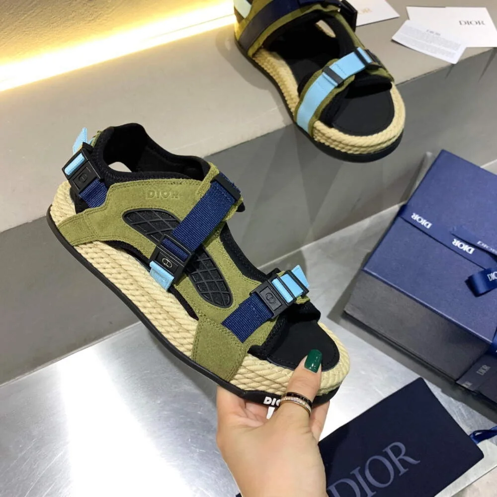 디올 옴므 아틀라스 샌들 카키