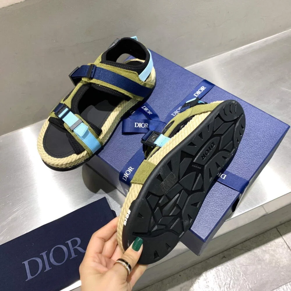 디올 옴므 아틀라스 샌들 카키